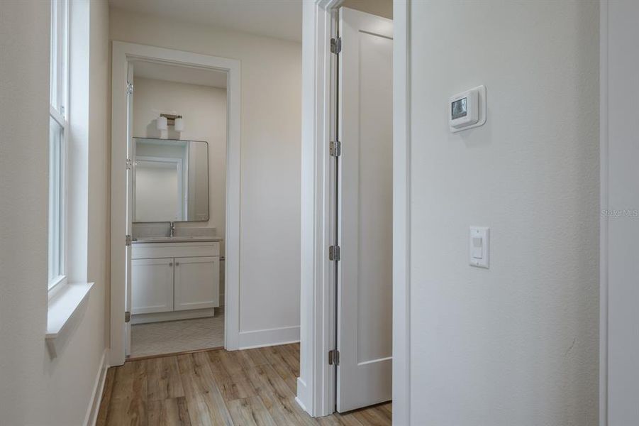 Spacious, unfurnished interior of a new home in , Palm Harbor (Image 35).