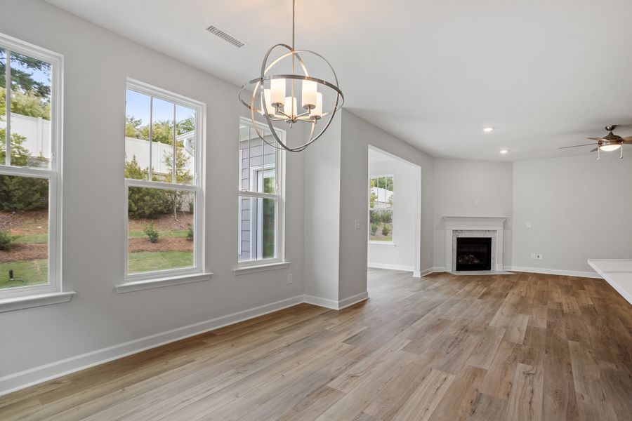 Spacious, unfurnished interior of a new home in Georgias Landing, Raleigh (Image 17).