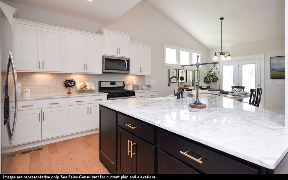Furnished interior view inside a new home in McCain's Station, Gallatin (Image 5).