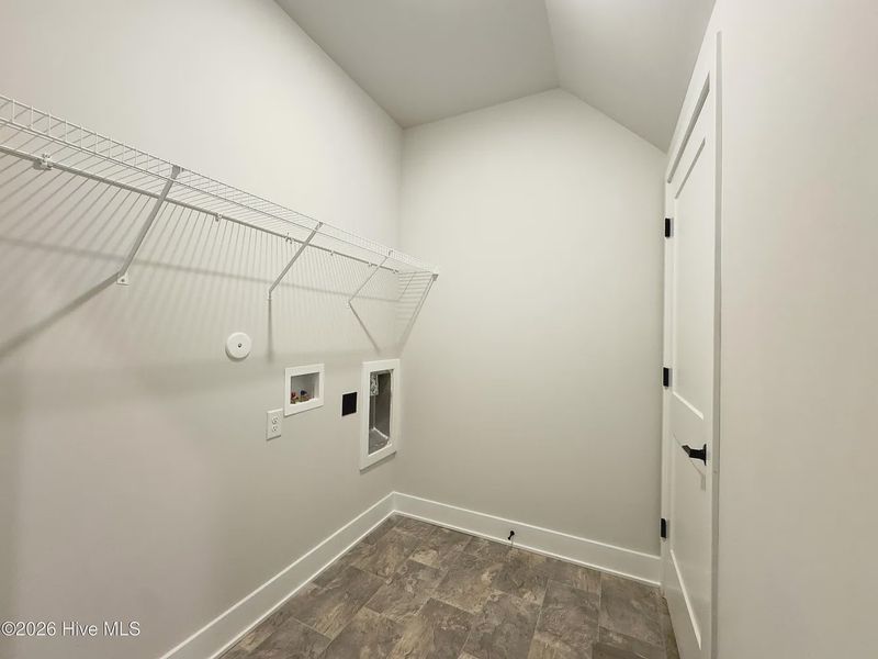 Spacious, unfurnished interior of a new home in Autumn Trail, Bolivia (Image 15).