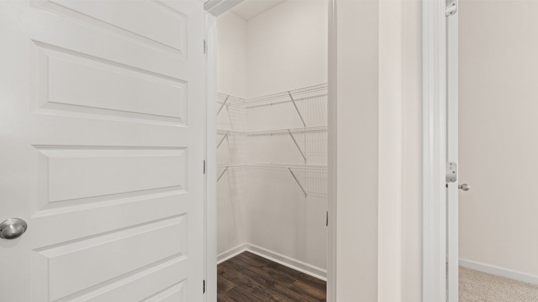 Spacious, unfurnished interior of a new home in Estates at Deer Hollow, Grovetown (Image 16).