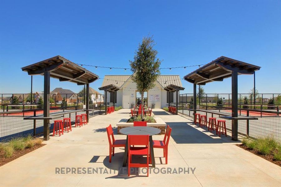 Community amenities in Pecan Square, Northlake (Image 27).