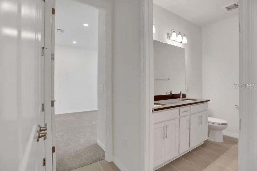 Furnished interior view inside a new home in Turnleaf, Punta Gorda (Image 7).