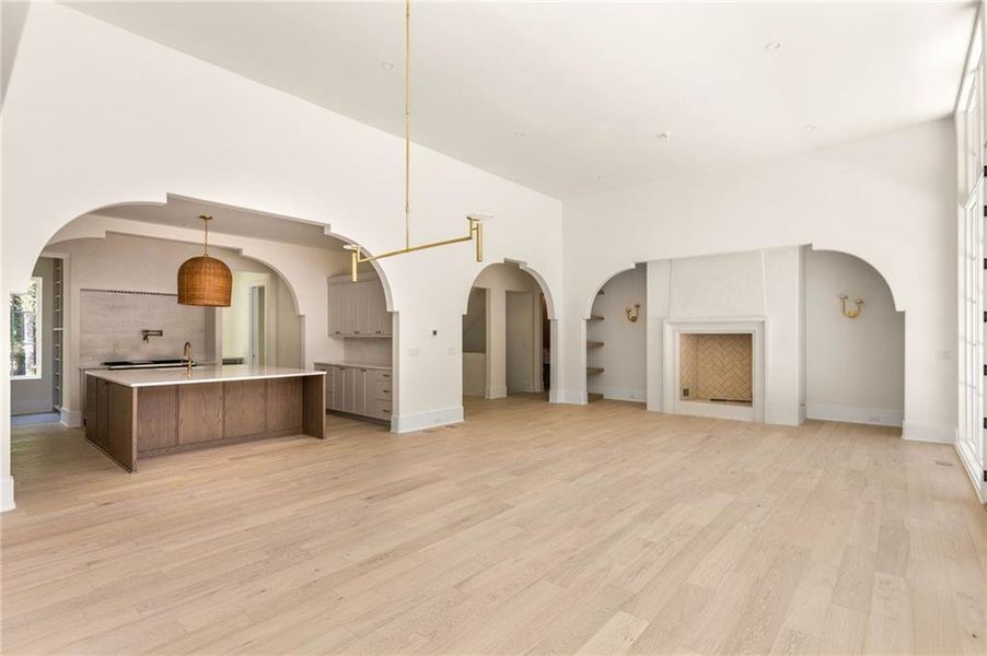 Spacious, unfurnished interior of a new home in , Chattahoochee Hills (Image 13). Spacious, unfurnished interior of a new home in , Chattahoochee Hills (Image 13).