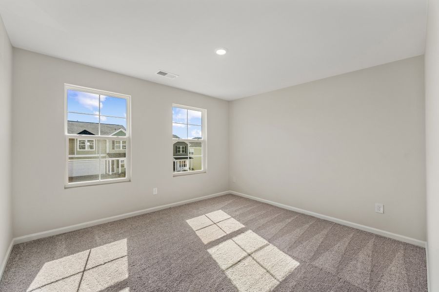 Spacious, unfurnished interior of a new home in Mayfair Village, Spartanburg (Image 26).