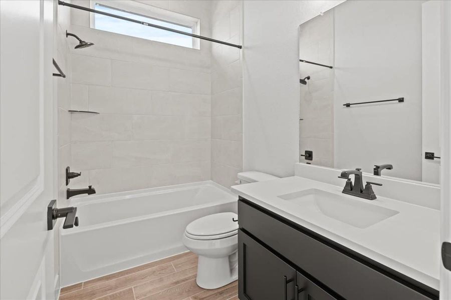 Furnished interior view inside a new home in Village at Three Oaks, Seguin (Image 14). Furnished interior view inside a new home in Village at Three Oaks, Seguin (Image 14).