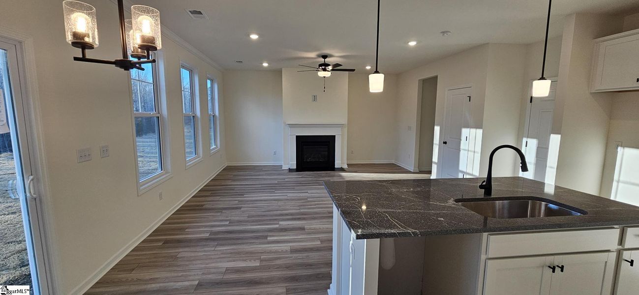 Image 23 of a home in Sedona.