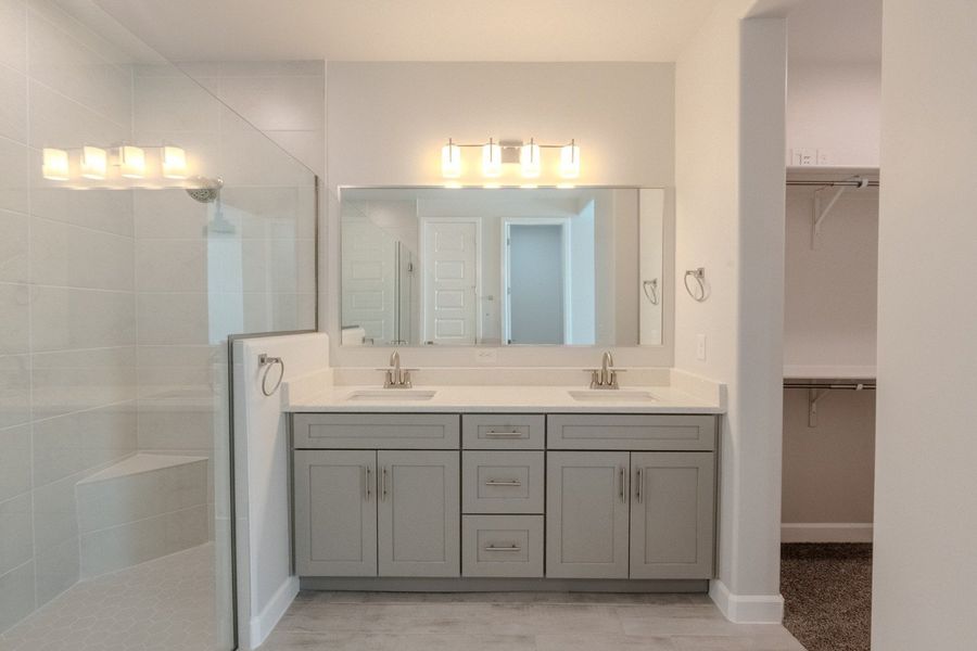 Furnished interior view inside a new home in Paseo Del Este, El Paso (Image 11).