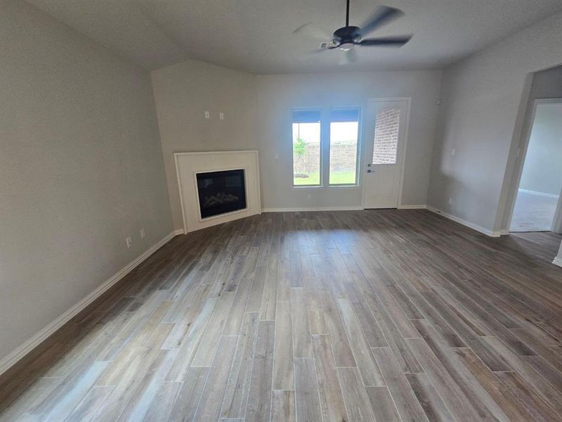 Spacious, unfurnished interior of a new home in Morningstar, Aledo (Image 13). Spacious, unfurnished interior of a new home in Morningstar, Aledo (Image 13).