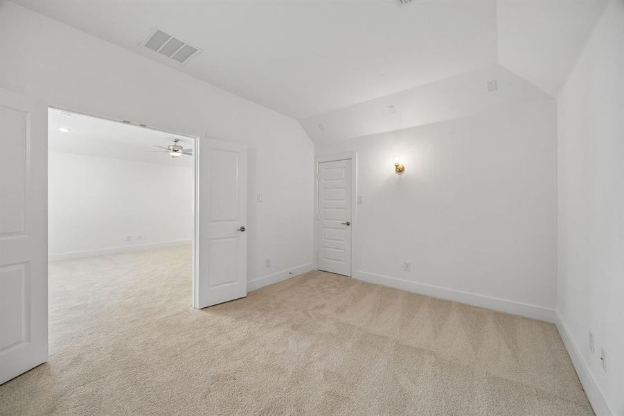 Spacious, unfurnished interior of a new home in , McKinney (Image 29).