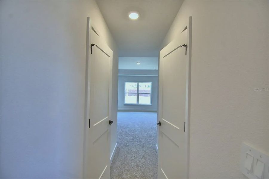 Spacious, unfurnished interior of a new home in Lake Juliana Estates, Auburndale (Image 30).