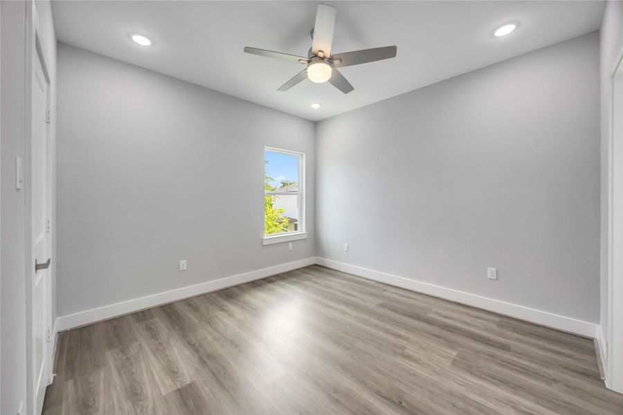 Image 7 of a home in .