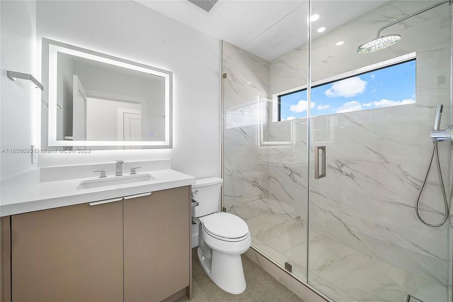 Furnished interior view inside a new home in , Pompano Beach (Image 47). Furnished interior view inside a new home in , Pompano Beach (Image 47).