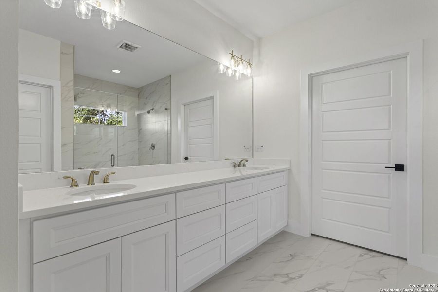 Furnished interior view inside a new home in , Kerrville (Image 8).