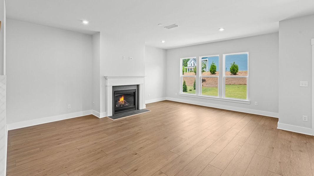 Spacious, unfurnished interior of a new home in Hunters Creek, Flowery Branch (Image 21). Spacious, unfurnished interior of a new home in Hunters Creek, Flowery Branch (Image 21).