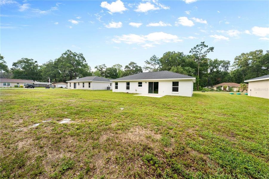 Exterior details and patio area of a home in , Ocala (Image 19).