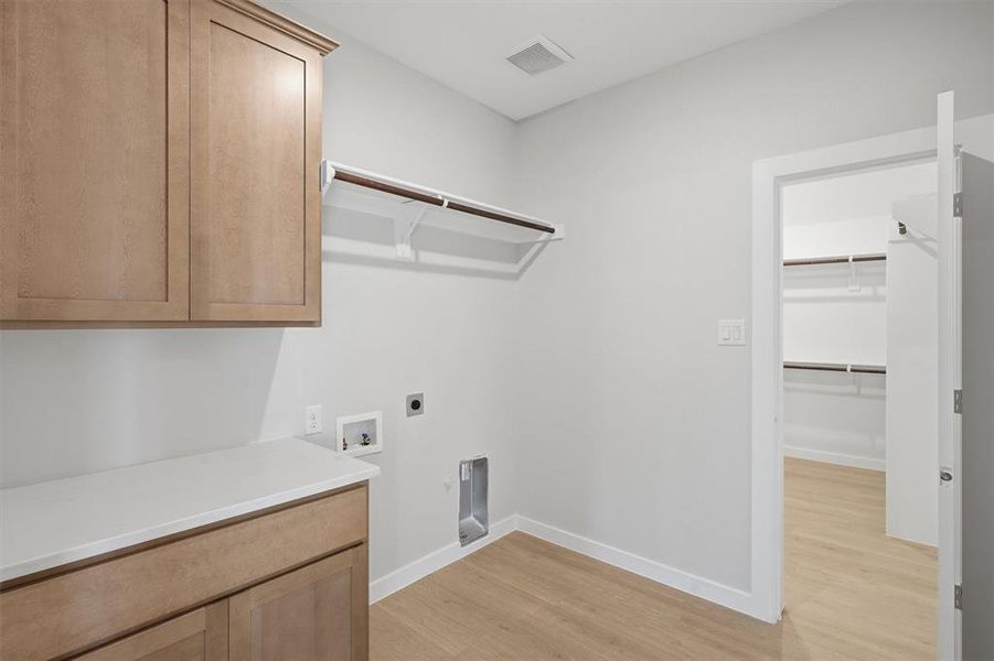 Furnished interior view inside a new home in , Boyd (Image 11).