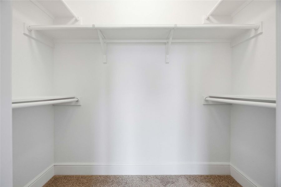 Spacious, unfurnished interior of a new home in , Houston (Image 15).