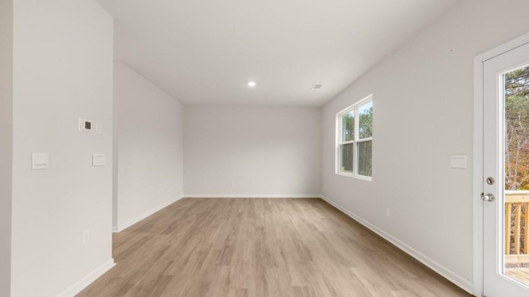 Spacious, unfurnished interior of a new home in Pointe Park, Union City (Image 19).