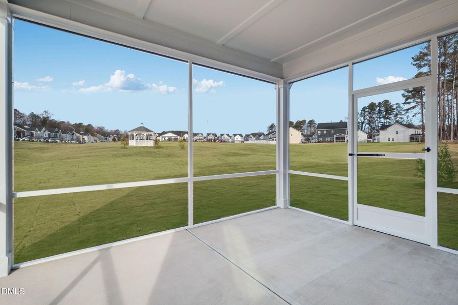 SUN_CaydenCove_Pic_LandrumIII_QMI_153_Sc