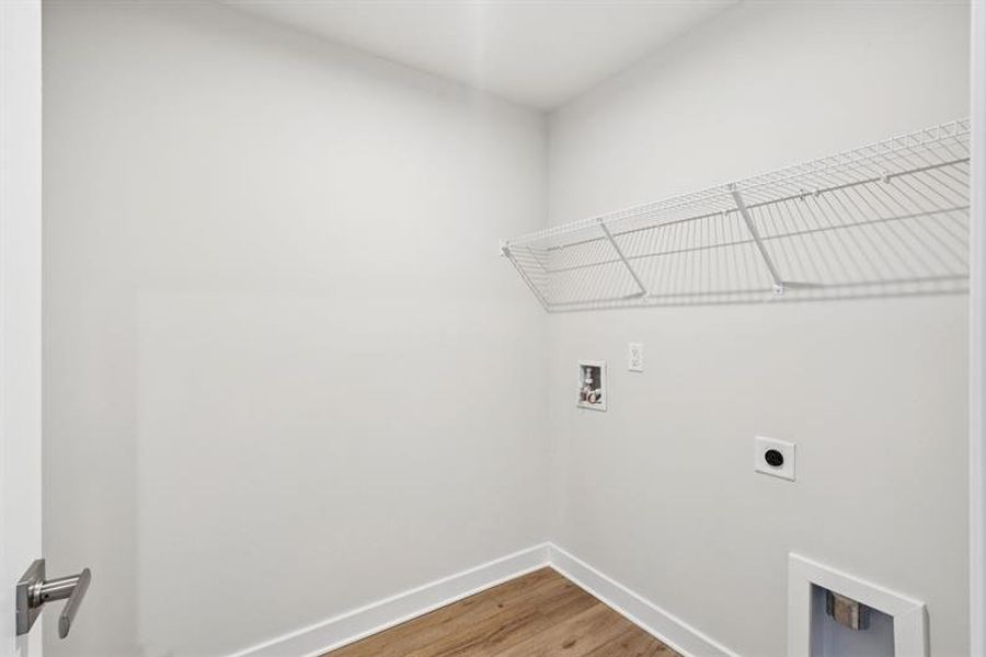 Spacious, unfurnished interior of a new home in Crescent Cove, Summerville (Image 30).