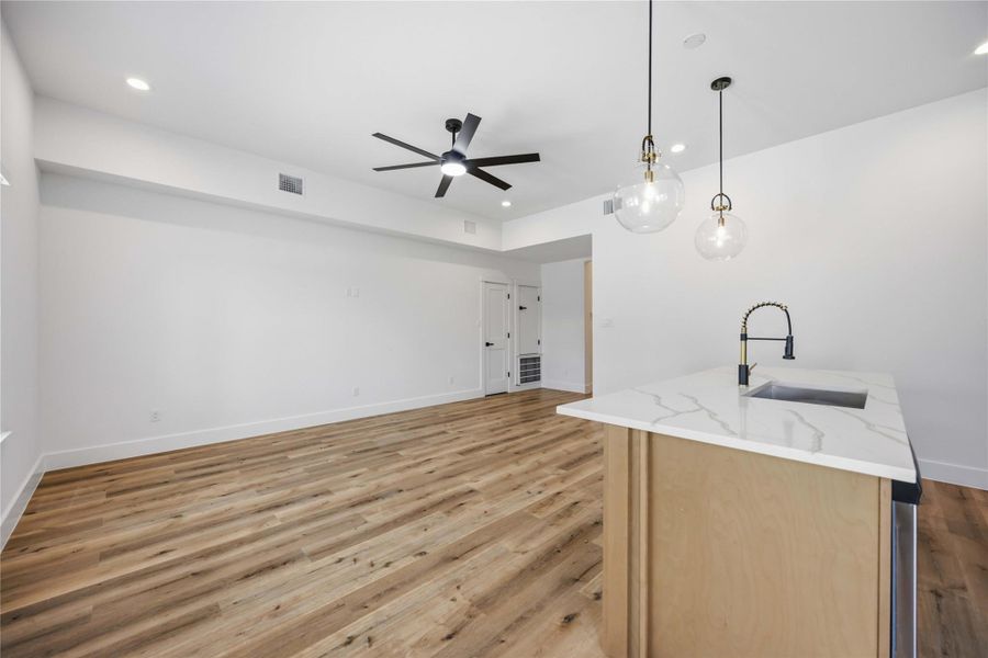 Spacious, unfurnished interior of a new home in , Houston (Image 20).