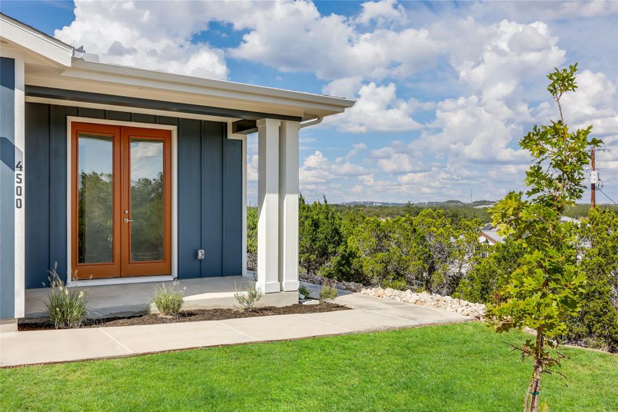 Exterior details and patio area of a home in , Lago Vista (Image 3).