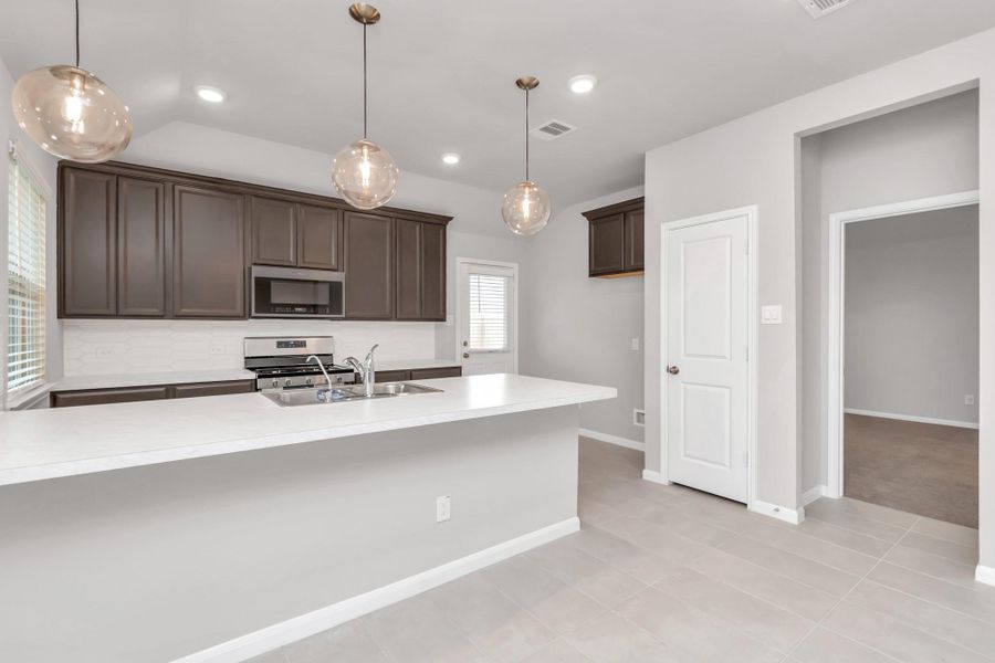 Furnished interior view inside a new home in Montgomery Ridge: Landmark Collection, Montgomery (Image 7). Furnished interior view inside a new home in Montgomery Ridge: Landmark Collection, Montgomery (Image 7).