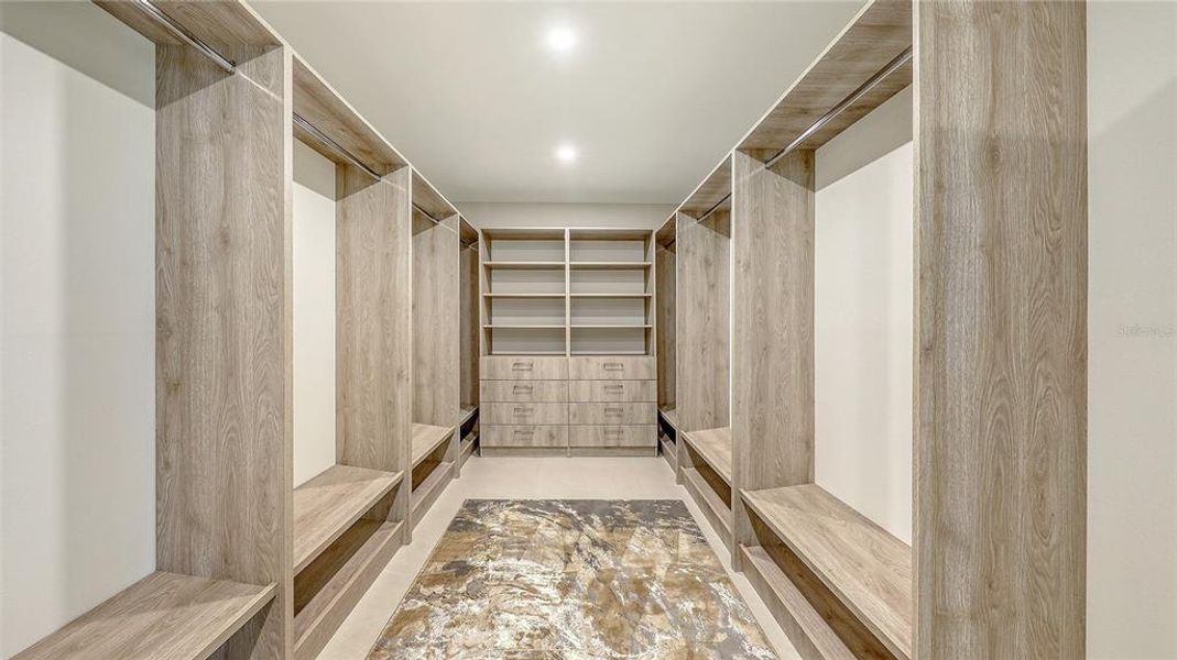 Spacious, unfurnished interior of a new home in , Sarasota (Image 19). Spacious, unfurnished interior of a new home in , Sarasota (Image 19).