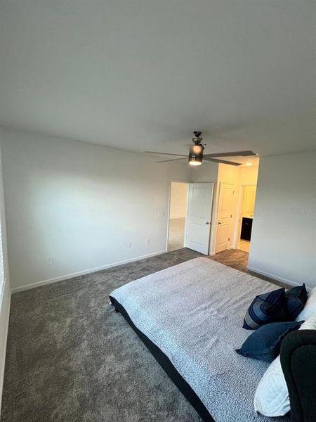 Spacious, unfurnished interior of a new home in Lawson Dunes, Haines City (Image 8).