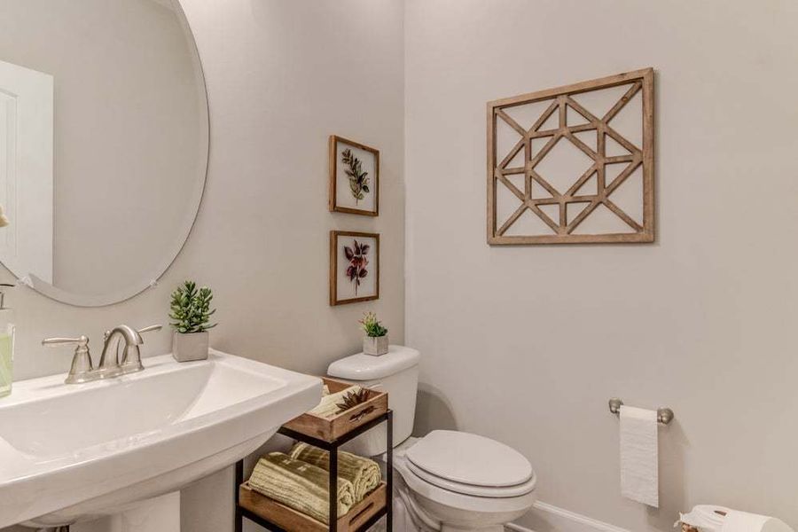 Representative furnished interior of a home built from the Drayton by Caviness & Cates Communities in Bartlett Manor, Youngsville (Image 41).