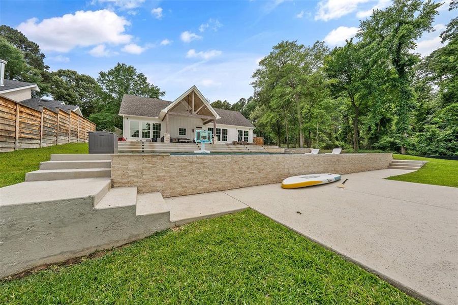 Image 38 of a home in .