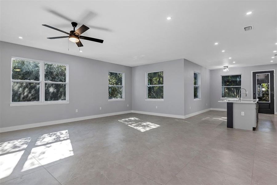 Spacious, unfurnished interior of a new home in , New Smyrna Beach (Image 15).