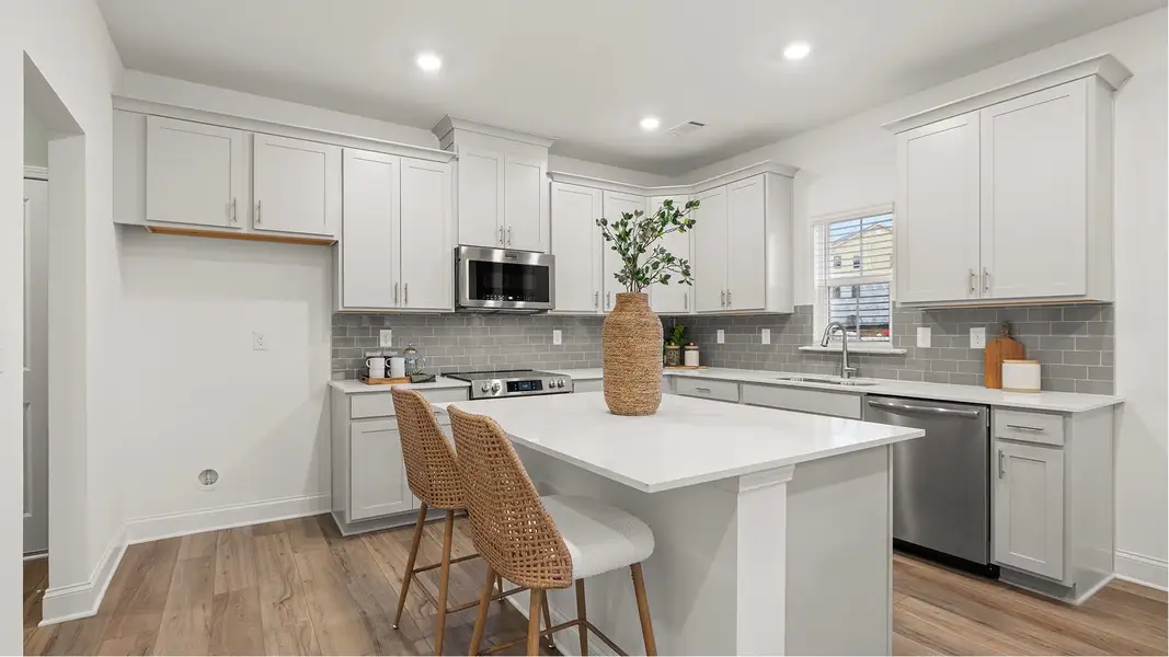 2883 Centerville Kitchen 1of9 F1 2883 Centerville Kitchen 1of9 F1