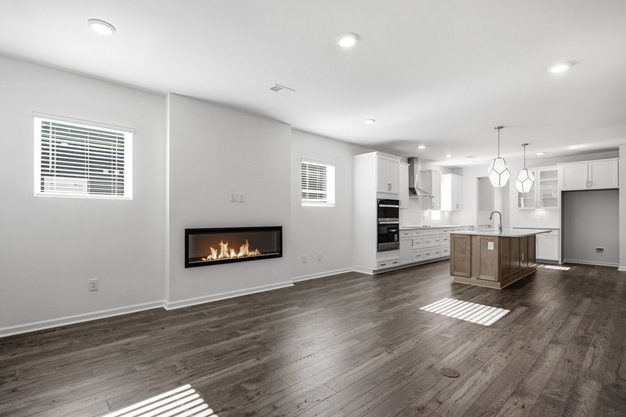 Spacious, unfurnished interior of a new home in Northbrook, Murrells Inlet (Image 24).