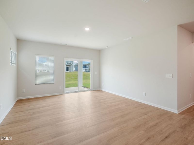 8-web-or-mls-Raleigh - River Glen - 636