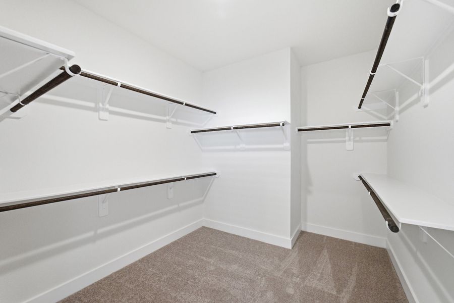 Spacious, unfurnished interior of a new home in Pecan Estates, Crosby (Image 27).