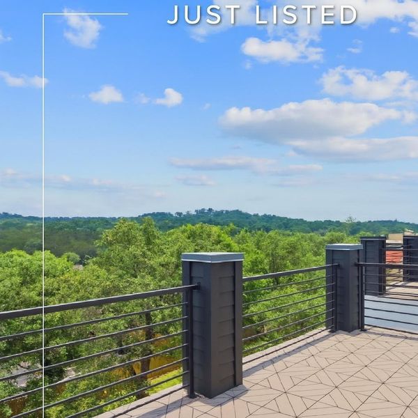 Image 32 of a home in Spyglass.