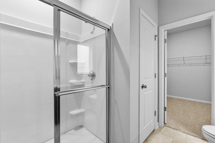 Image 35 of a home in Hanes Lake.