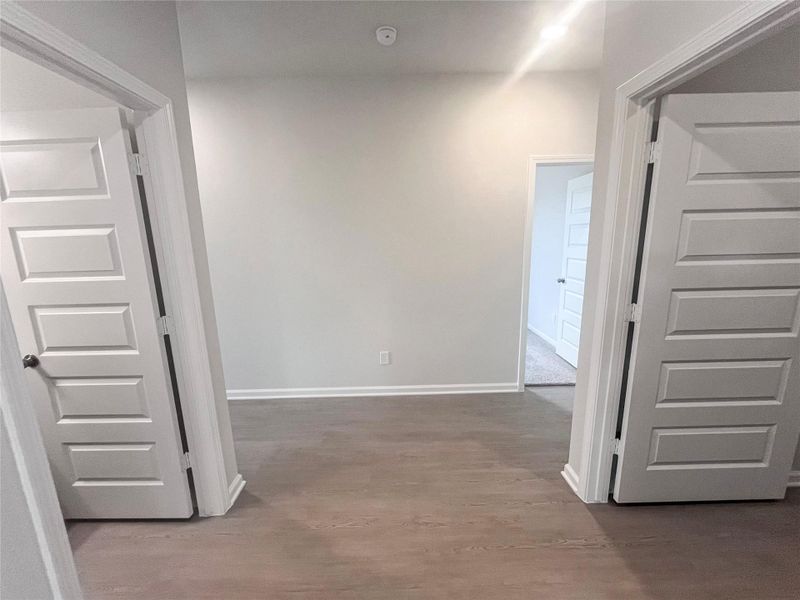 Spacious, unfurnished interior of a new home in Sierra Vista 60's, Iowa Colony (Image 15). Spacious, unfurnished interior of a new home in Sierra Vista 60's, Iowa Colony (Image 15).