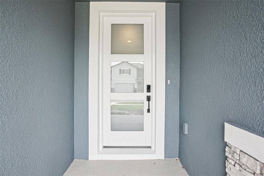 Exterior details and patio area of a home in Two Rivers - Signature Series, Zephyrhills (Image 20).
