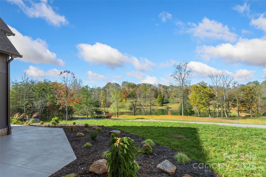 Image 40 of a home in .