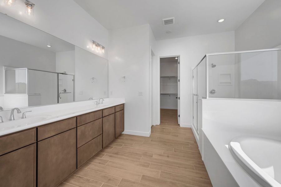 Furnished interior view inside a new home in Abel Ranch, Goodyear (Image 11).