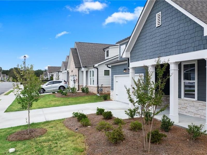 Exterior details and patio area of a home in Kelly Preserve, Loganville (Image 3).