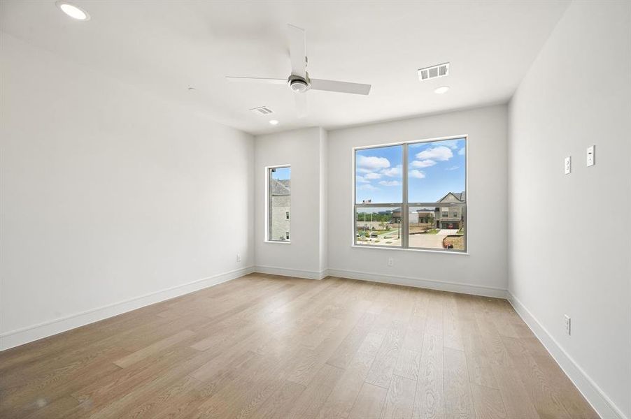 The dreamy owner's suite in our Palmer floor plan offers plenty of space to rest and relax. The dreamy owner's suite in our Palmer floor plan offers plenty of space to rest and relax.