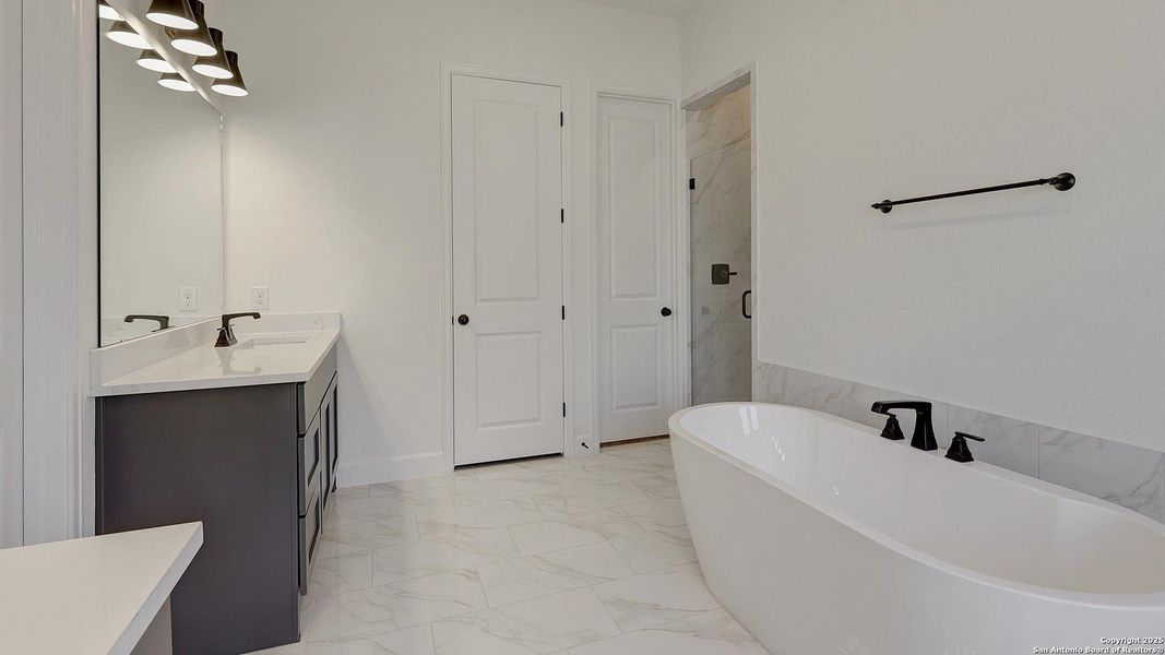 Furnished interior view inside a new home in Corley Farms 50', Boerne (Image 10).