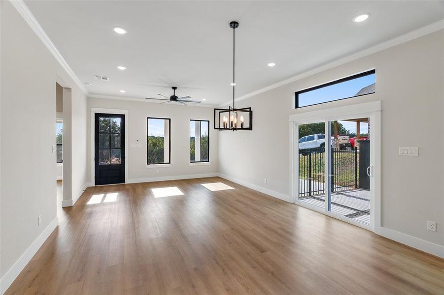 Spacious, unfurnished interior of a new home in , Granbury (Image 11).