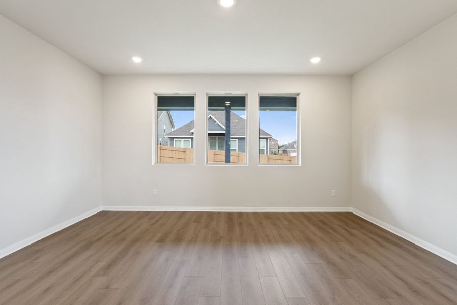 Representative unfurnished interior of a home built from the Texoma by Ashton Woods in The Colony 50s, Bastrop (Image 14).