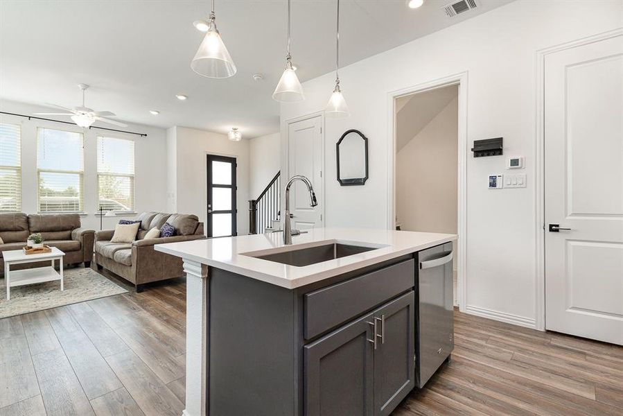 Furnished interior view inside a new home in , Dallas (Image 25). Furnished interior view inside a new home in , Dallas (Image 25).