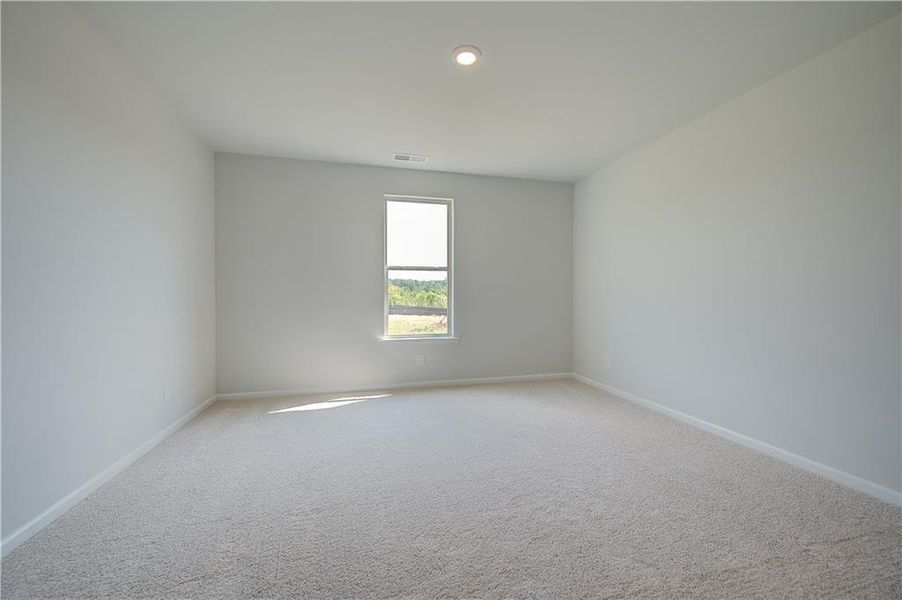Spacious, unfurnished interior of a new home in Brighton, Locust Grove (Image 13). Spacious, unfurnished interior of a new home in Brighton, Locust Grove (Image 13).